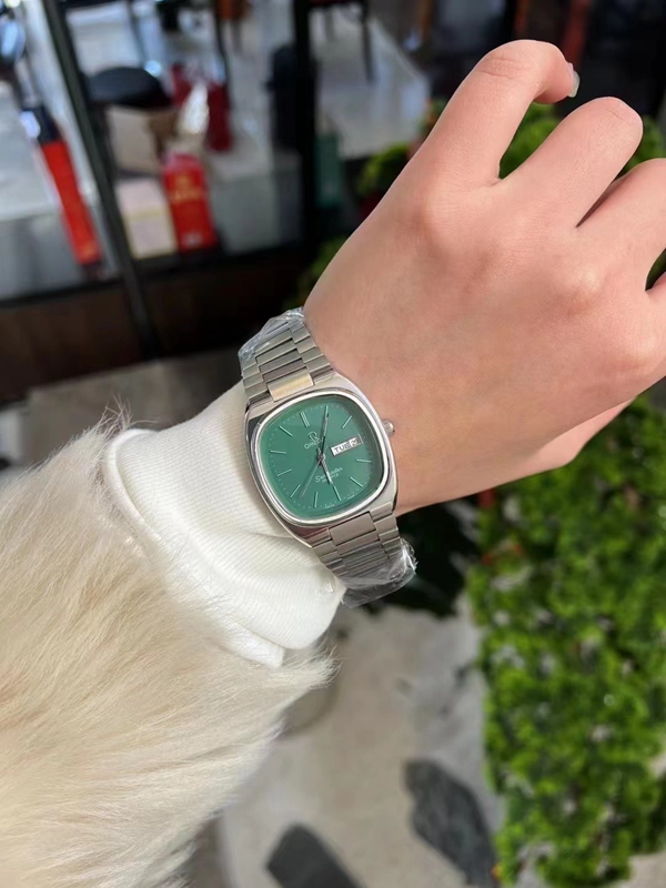 オメガ時計細部ディテール